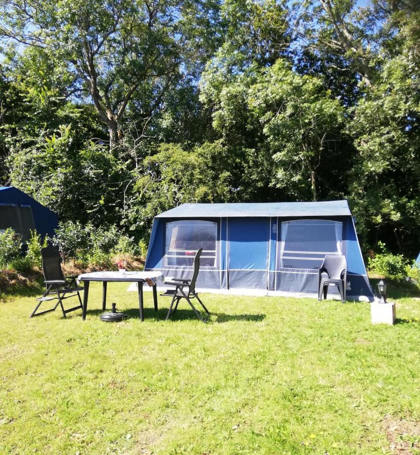 Hebergements Camping "Les Pieds Dans L'Eau" Κροζόν Εξωτερικό φωτογραφία