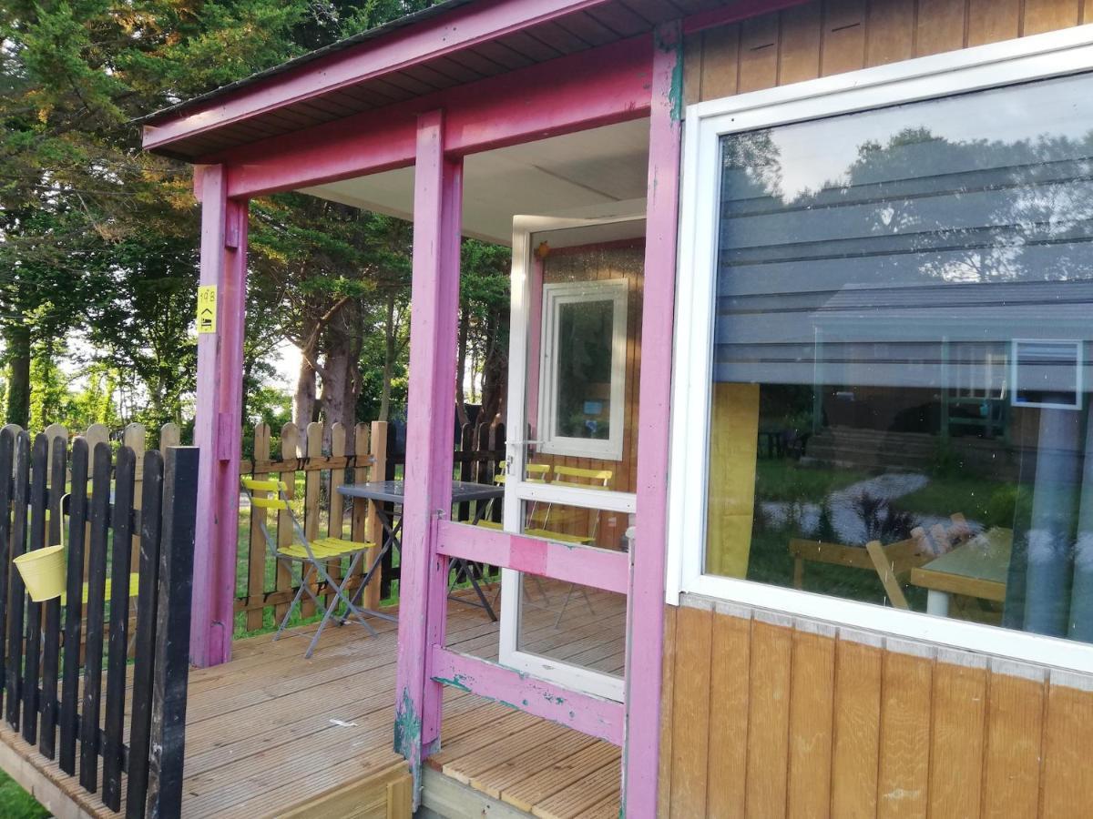 Hebergements Camping "Les Pieds Dans L'Eau" Κροζόν Εξωτερικό φωτογραφία